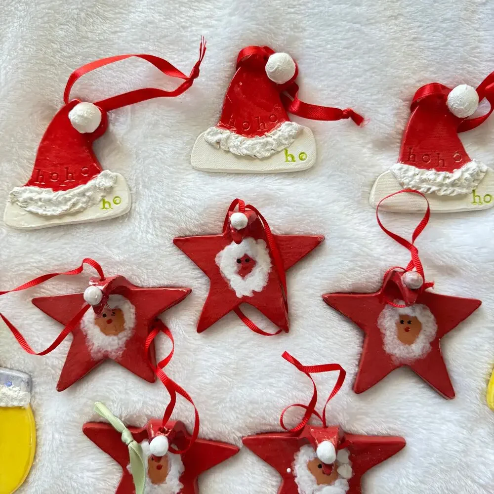 Lot of 13 Hand Painted Ceramic Folk Art Country Holiday Christmas Tree Ornaments
